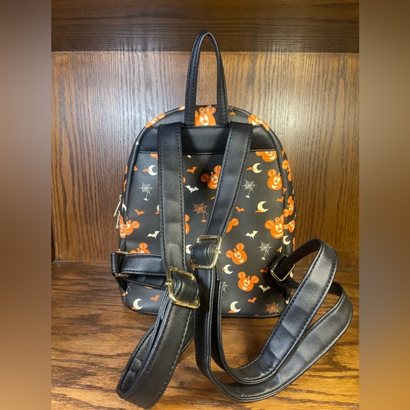 LOUNGEFLY DISNEY MICKEY MOUSE PUMPKIN MINI BACKPACK - Picture 5 of 7